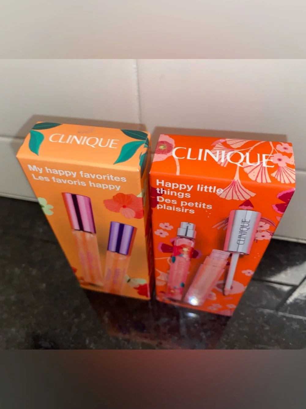 Clinique - “Happy” & “My Happy” 4Pc. Happy Little Things Fragrence & Beauty sets - Picture 5 of 16